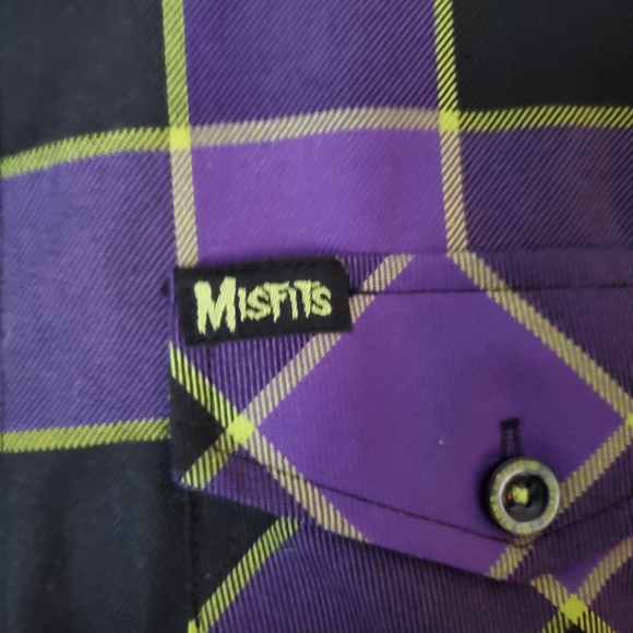 DIXXON Men's Misfits Flannel - Picture 3 of 4
